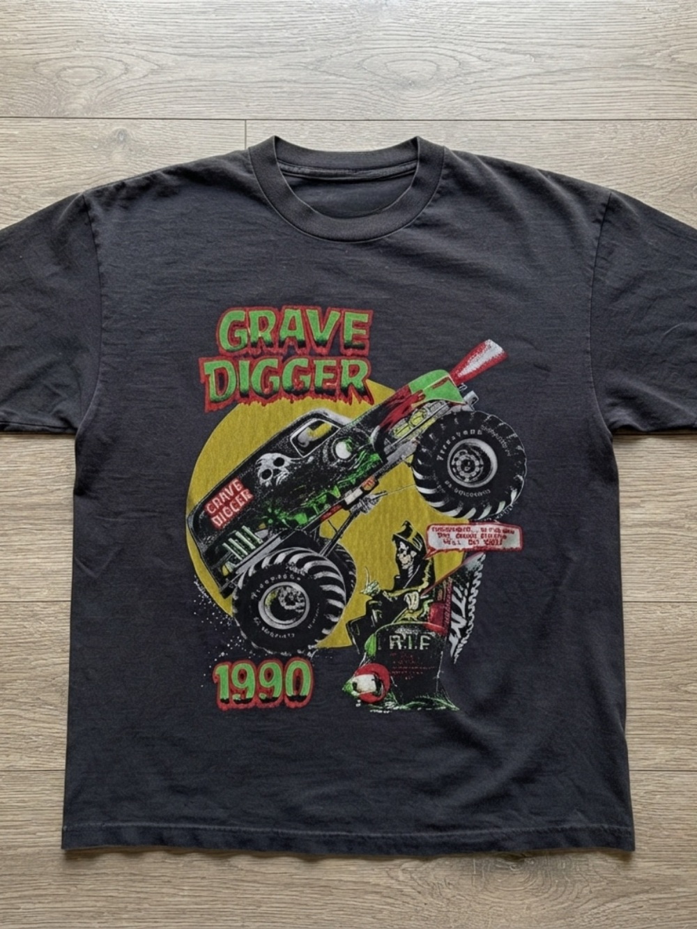 Gildan Black Grave Digger 1990 Graphic Tee with Green and Red Art